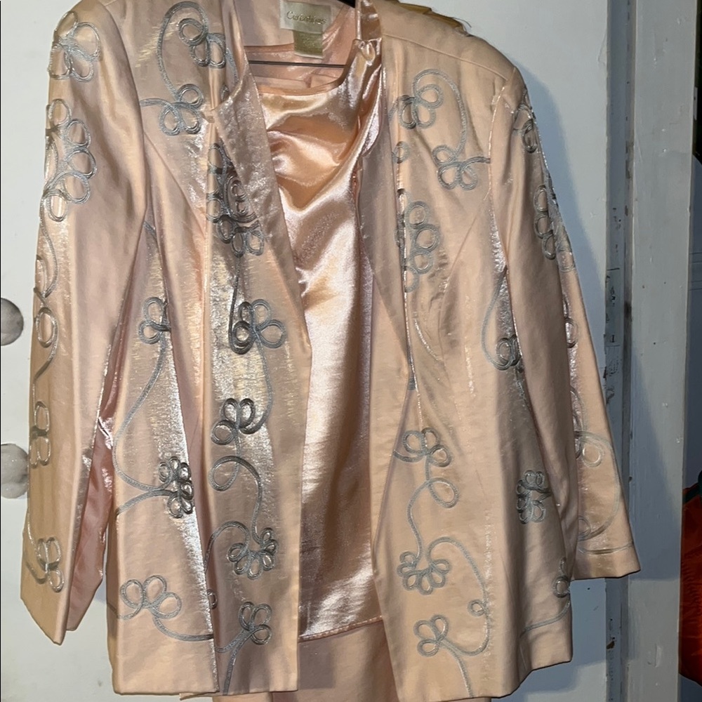 Elegant Peach Floral Embroidered Jacket